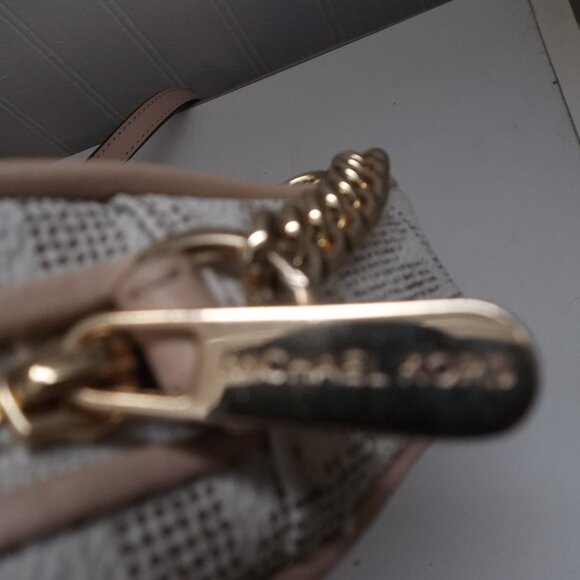 Michael Kors Monogram Mini Camera Bag Crossbody Cream and Tan - Picture 6 of 9